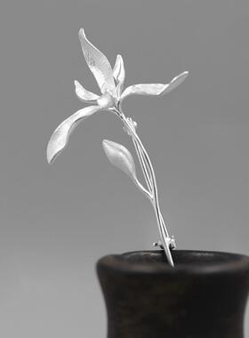 新中式兰花金色古风胸针空谷幽兰高洁素雅胸饰优雅小众设计饰品