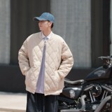 卡其色