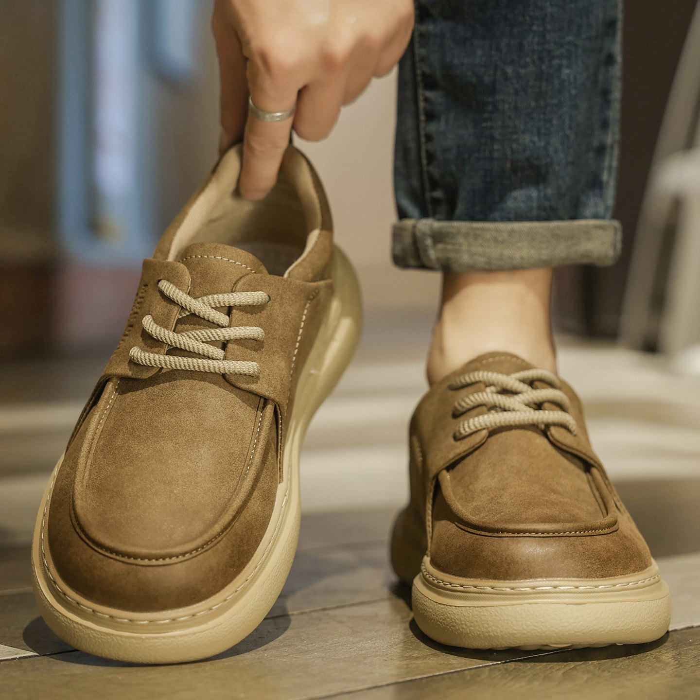 男鞋2025新款冬季潮流百搭青少年休闲板鞋厚底运动工作大头勃肯鞋