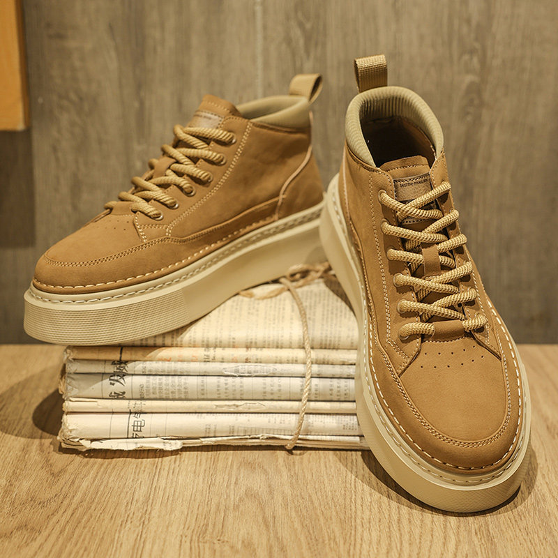 男鞋中帮马丁靴春秋季潮鞋2025新款厚底棕色轻便皮面工装男士靴子