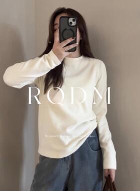 大码女装2026春秋新款胖MM显瘦简约百搭纯色圆领正肩长袖T恤上衣