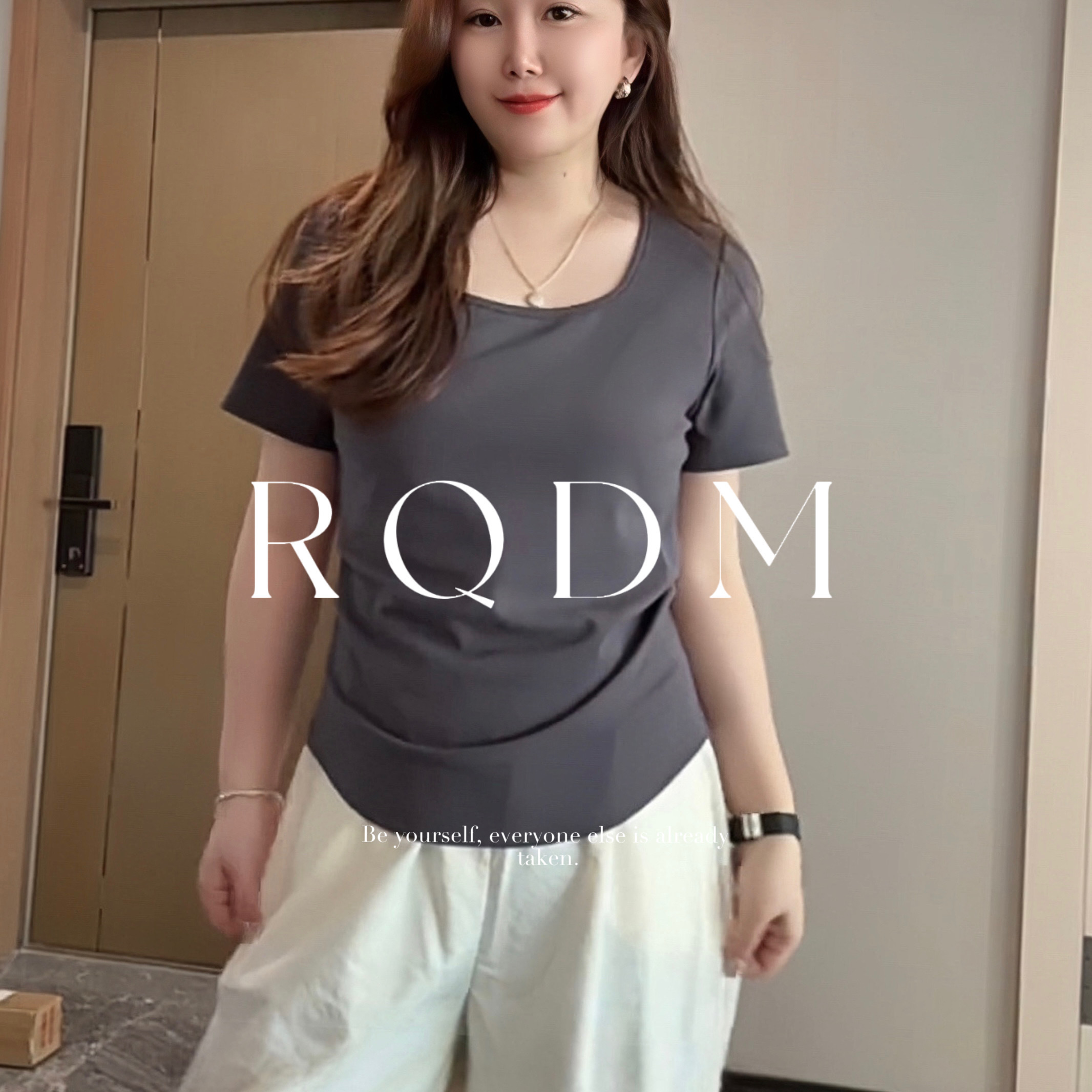 修身显瘦内搭打底方领正肩短袖女