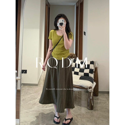 收腰弧形下摆显瘦U领正肩短袖T恤