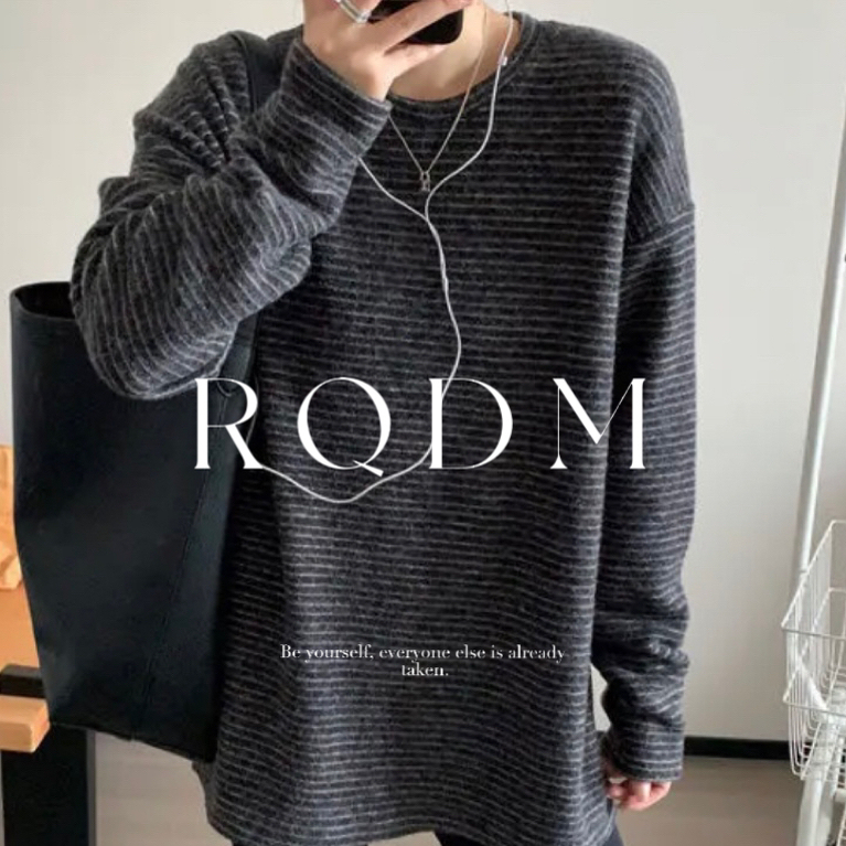 宽松黑灰条纹打底圆领落肩长袖T