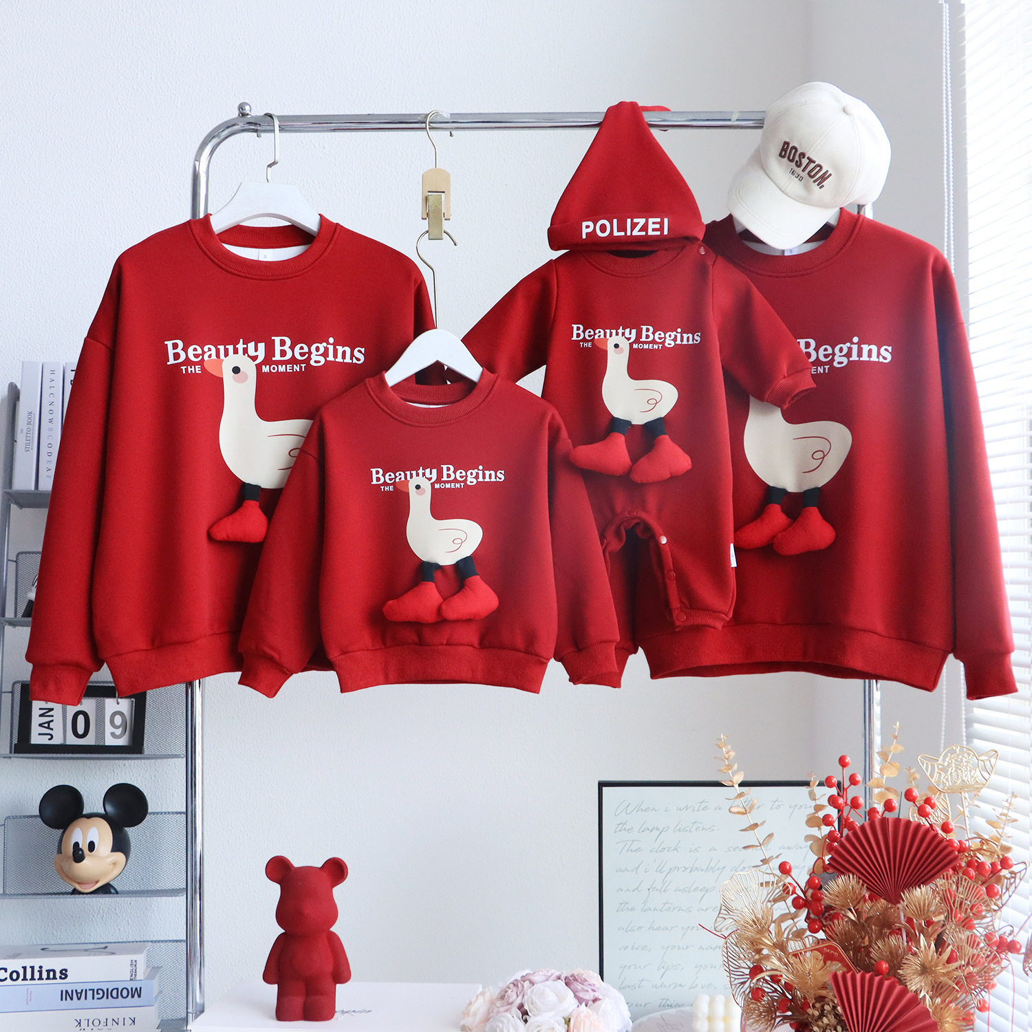 立体小鸭亲子装一家三口四口装红色设计款卡通婴儿连体衣加绒卫衣,童装/婴儿装/亲子装,亲子装/亲子时装,淘宝优惠券,粉丝福利购,淘宝优惠卷