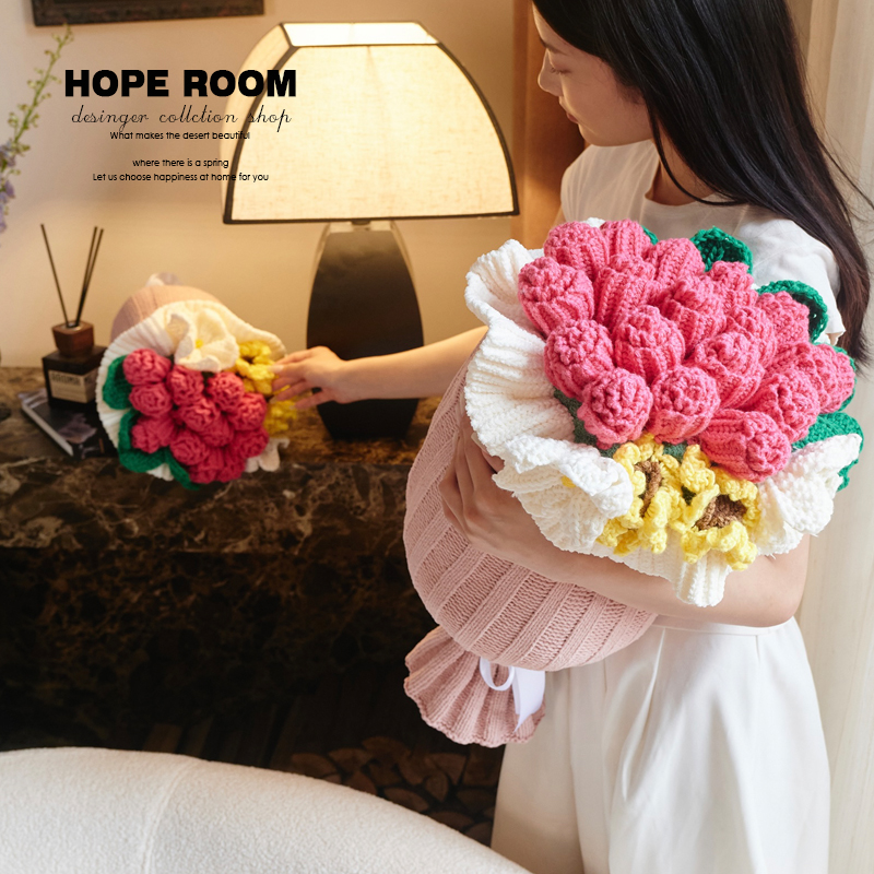 成品毕业季花束创意沙发抱枕靠枕客厅轻奢高级感生日礼物送女生