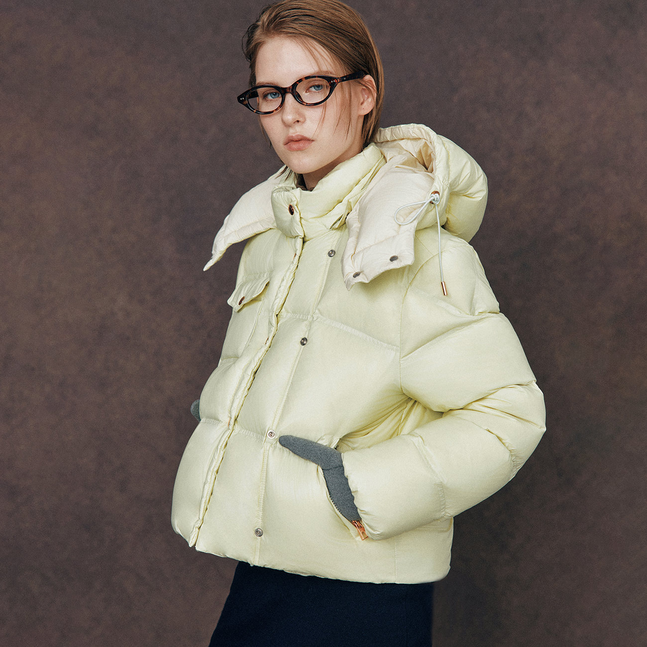 现货蒙口诺威MOKCNOVE新品Erea连帽短款羽绒服女款夹克外套