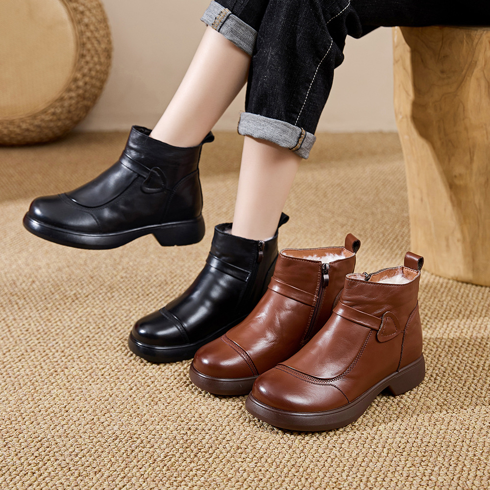 真皮短靴2025冬妈妈鞋棉鞋加绒保暖皮鞋中老年女鞋软底软面奶奶鞋