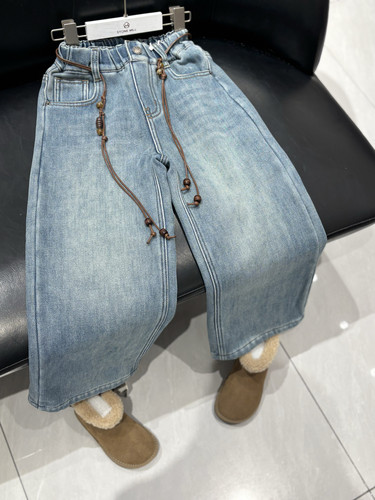 2025冬季新款韩版女童中大童牛仔裤洋气时髦装饰加绒牛仔裤百搭裤