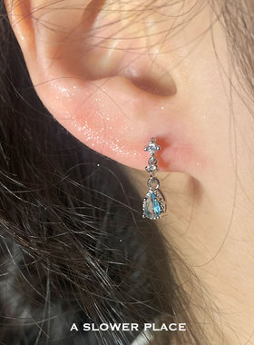 水滴闪钻 浅蓝色迷你法式气质复古耳环 925银针