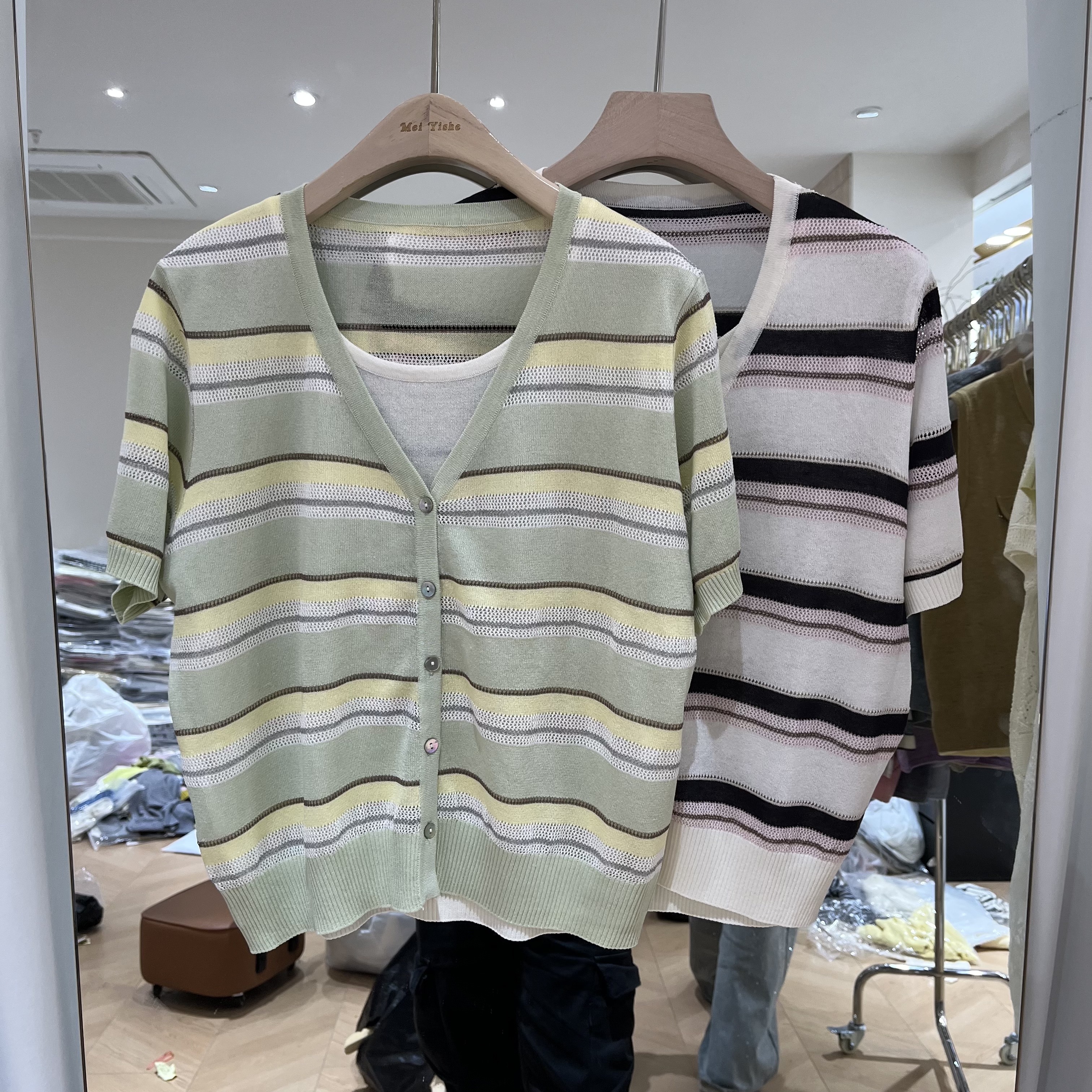 欧洲站2026春季新款女士圆领假两件条纹竹节麻短袖欧货时尚针织衫