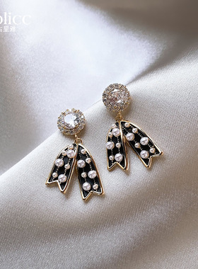 黑色蝴蝶结珍珠耳环女2026年新款爆款轻奢高级感小众气质耳钉耳饰