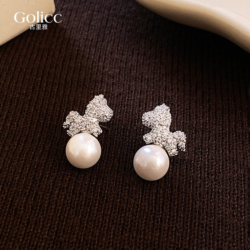 本命年银色满钻小马珍珠耳环女新年高级感轻奢耳钉适合冬天的耳饰,饰品/流行首饰/时尚饰品新,耳环,淘宝优惠券,粉丝福利购,淘宝优惠卷