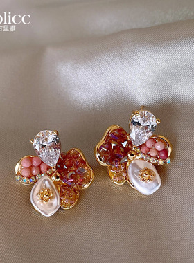 多宝花朵耳钉女红色高级感轻奢冬季氛围感耳环独特漂亮不规则耳饰