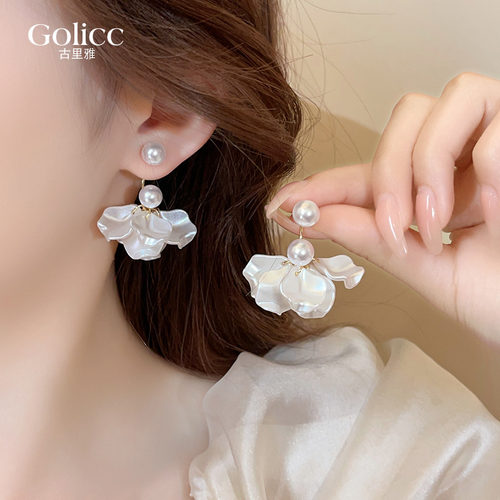珍珠花瓣耳环独特漂亮耳饰