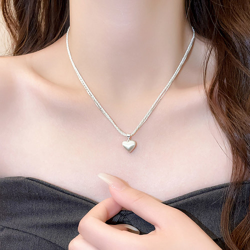 银色拉丝爱心双层项链高级感颈链