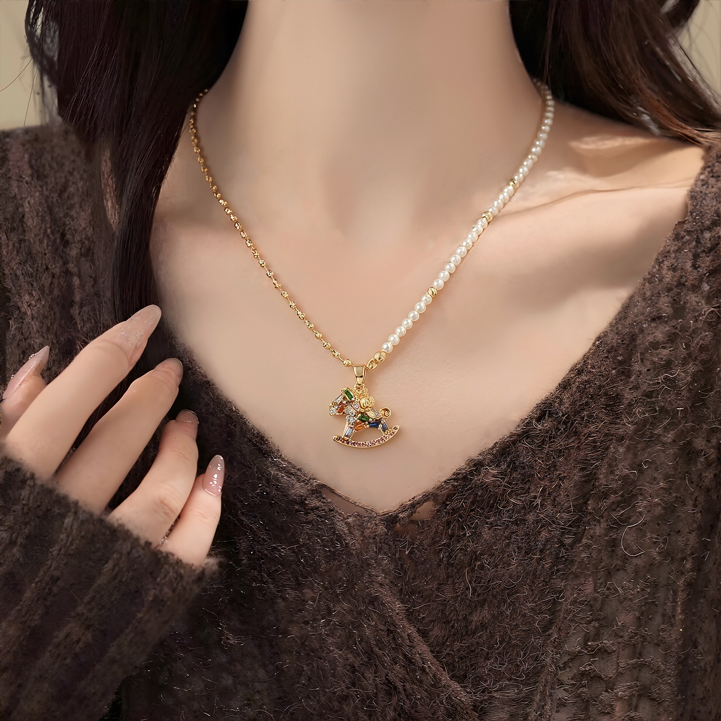 彩色小马吊坠珍珠项链女2026新款马年配饰品毛衣链大气高档高级感,饰品/流行首饰/时尚饰品新,项链,淘宝优惠券,粉丝福利购,淘宝优惠卷