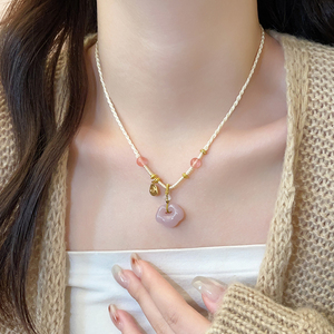 粉色祥云项链女2026新款新中式配饰高级感轻奢小众颈链国风首饰品