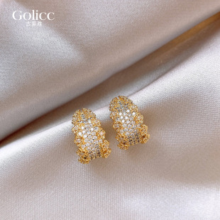 满钻C圈花朵耳环女轻奢高级感气质大气耳钉2026超火耳饰独特漂亮