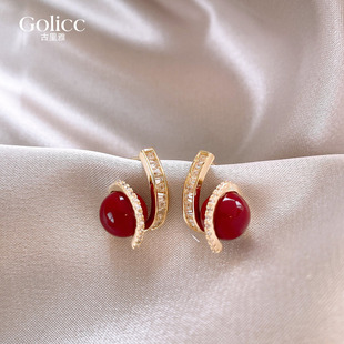 红色珍珠锆石耳环女轻奢高级感气质大气百搭耳钉适合冬天戴的耳饰
