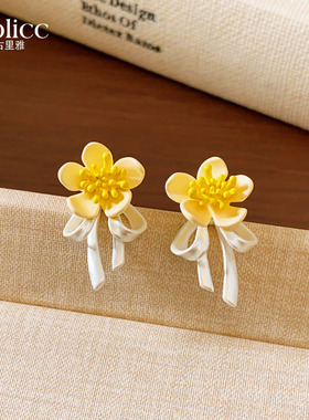 黄色花朵蝴蝶结耳环女2026巨好看耳钉独特漂亮时尚耳饰轻奢高级感