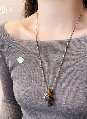 棕色蘑菇旋转木马吊坠项链毛衣链