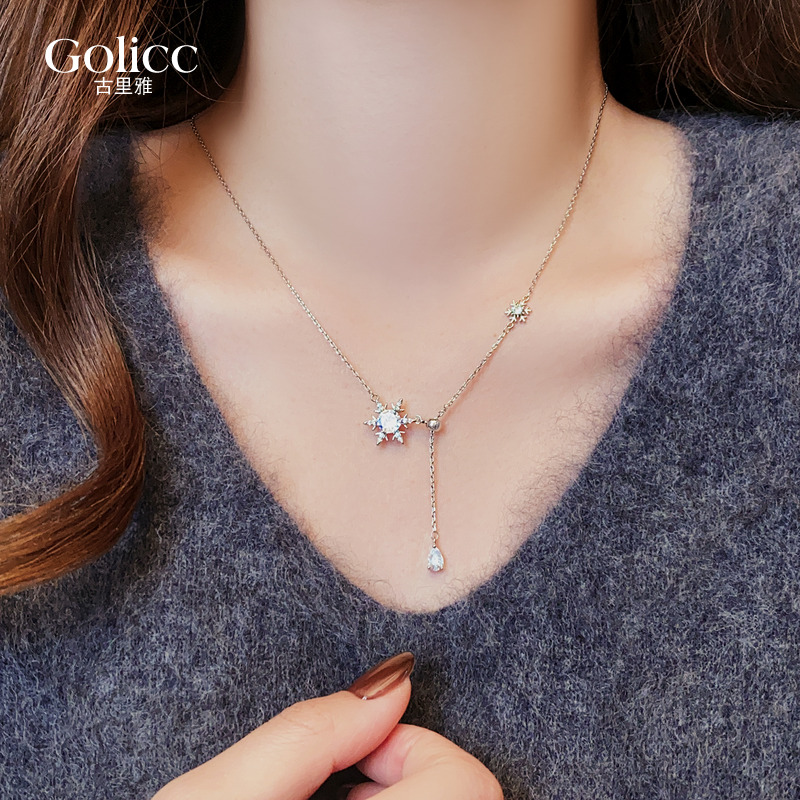 银色锆石双雪花水滴吊坠项链