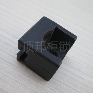 顶邦柜锁 RG001-1 机箱机柜配件 黑色PA导向件 锁杆导向件