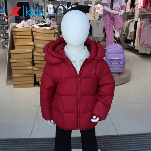 特步儿童2026冬季新款女小童短款羽绒服连帽萌趣外套674424193218