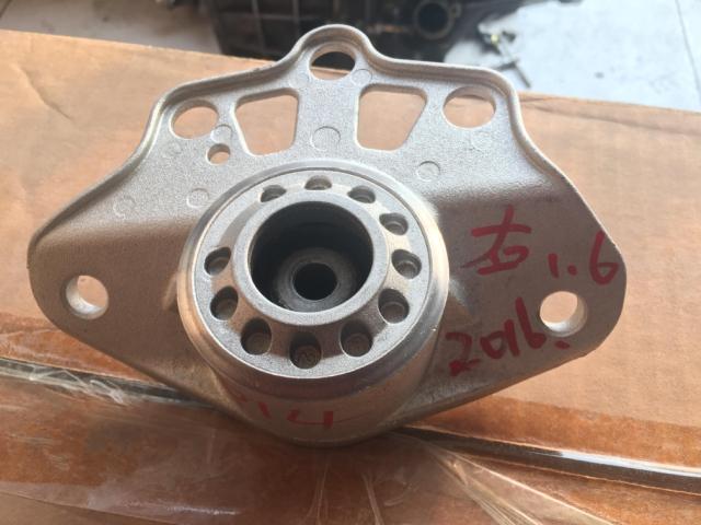 jeep/自由光/后减顶胶/后减震器顶胶