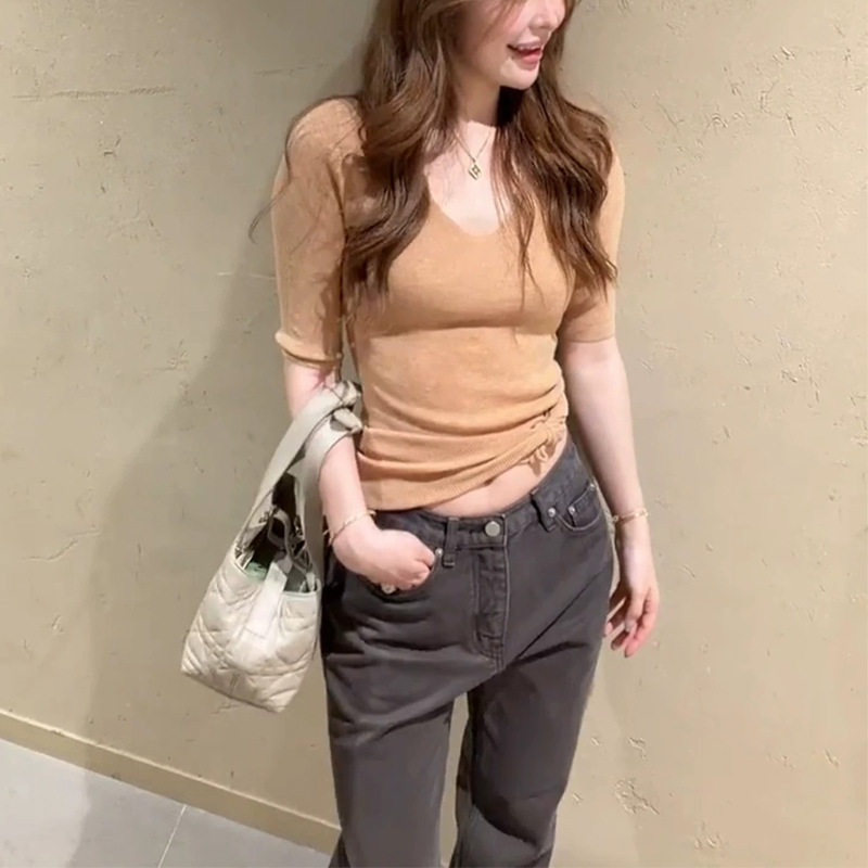 性感橘色V领打底针织短袖T恤女早秋独特漂亮内搭修身显瘦短款上衣
