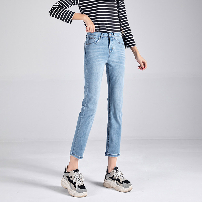 春夏新款女直筒牛仔裤修身显瘦时尚百搭2021新款牛仔裤依春图案