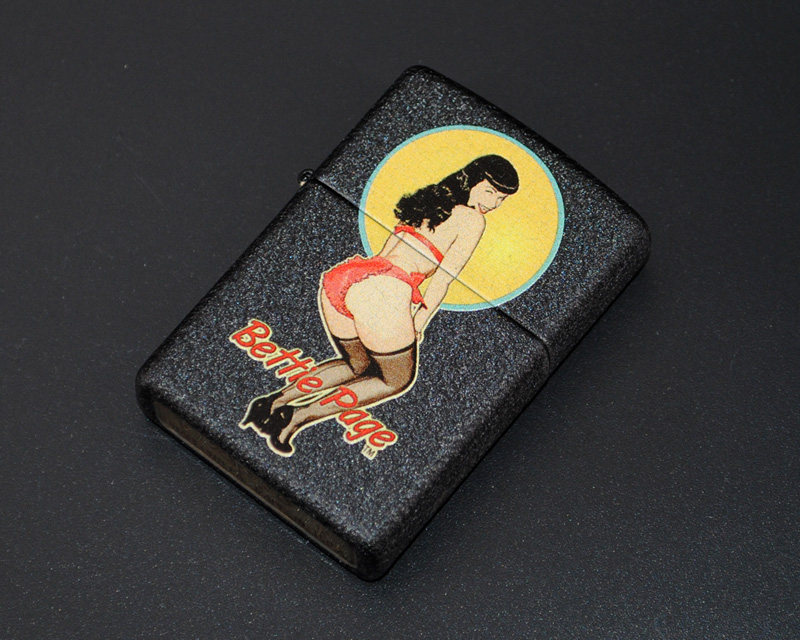 原装正品Zippo打火机-绝版收藏-2013年女郎贝蒂佩吉限量100黑裂,ZIPPO/瑞士军刀/眼镜,ZIPPO/芝宝,淘宝优惠券,粉丝福利购,淘宝优惠卷