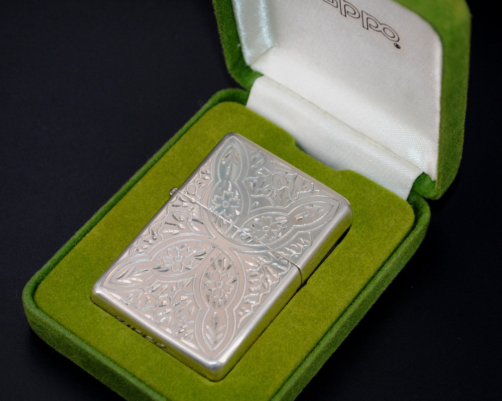 原装正品Zippo芝宝打火机-精品收藏-1989年纯银左斜1937复刻手雕