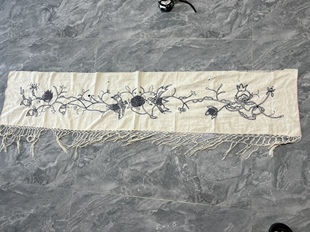 特色手工艺品纯手工刺绣苗绣衣服彩蜡贴布绣老背带织锦绣条A229