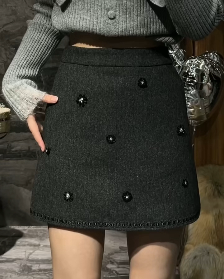 重工花朵钉珠高腰显瘦短裙半身裙