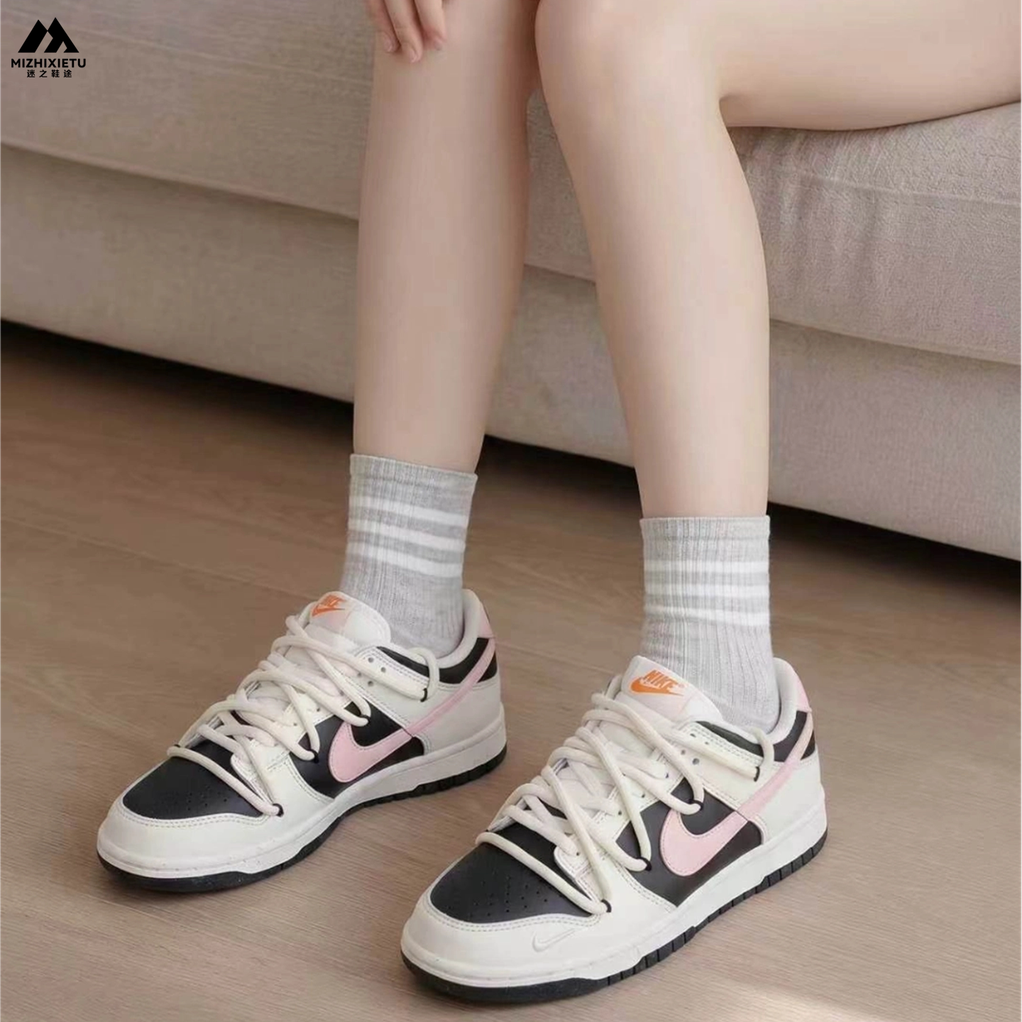 球鞋定制 Nike/耐克 Dunk 游园惊梦甜妹风学院风女子低帮百搭板鞋
