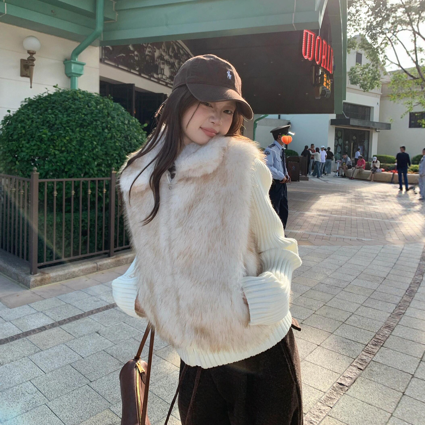 超好看2026冬季新款棉服女环保皮草毛毛针织袖可拆卸马甲加厚外套