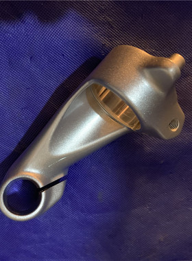 适用标准版GW跑车车把夹具GW250车把管左右夹架固定座手把管夹架