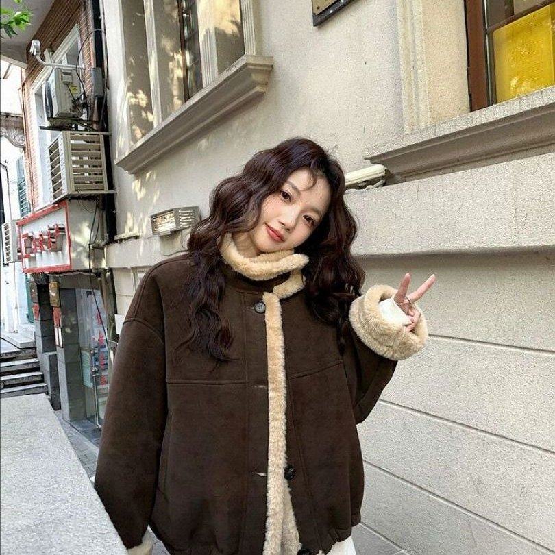 实价原版面料保暖立领机车服外套女冬季设计感复古外套