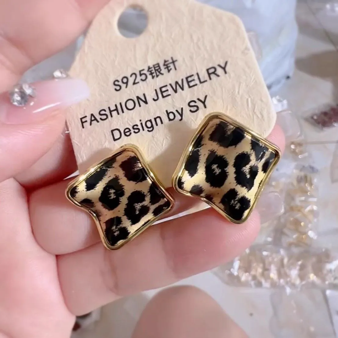 新款复古宫廷豹纹耳钉女小众独特耳环轻奢耳饰高级感耳饰2025新款