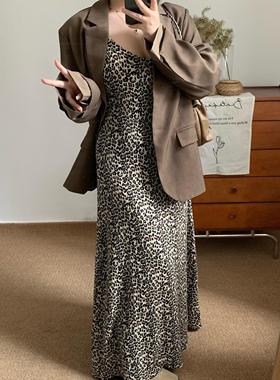 DEMA小德玛 豹纹吊带连衣裙女秋冬款内搭修身显瘦收腰设计感大码