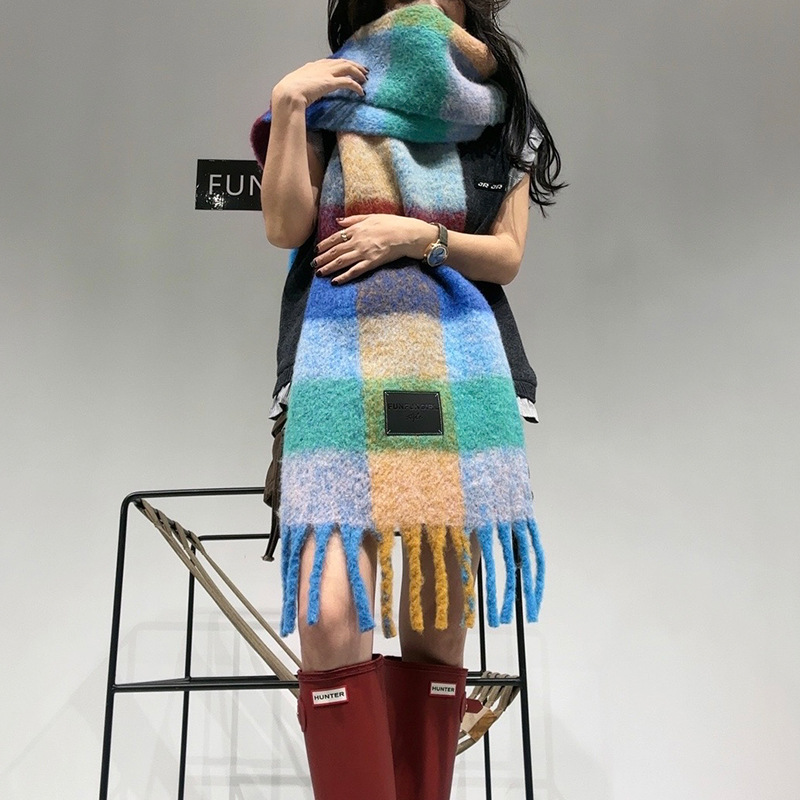 彩虹围巾女冬季披肩情侣彩色格子保暖加厚ins潮学生百搭披肩围巾