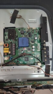 原装 海尔32EU3000液晶电视主板 TP.VST69D.PB83 配屏 BOEI320WX1