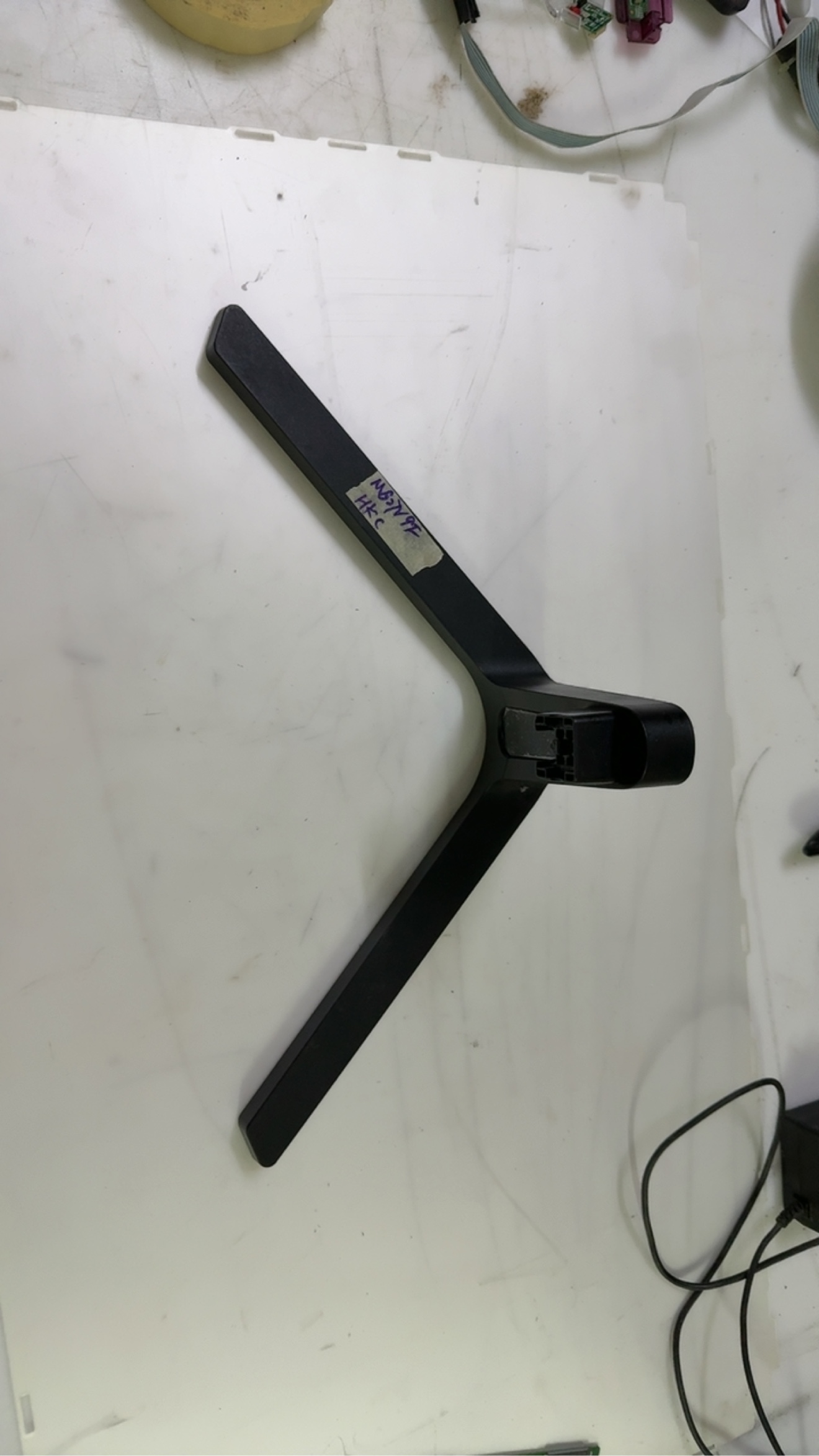 hKC MG27V9F底座 支架 座子 送螺丝 卸底 撬开小盖了里带螺丝