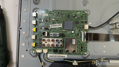 三星LA37D550主板 BN41-01609B 配屏T370HW03 测好