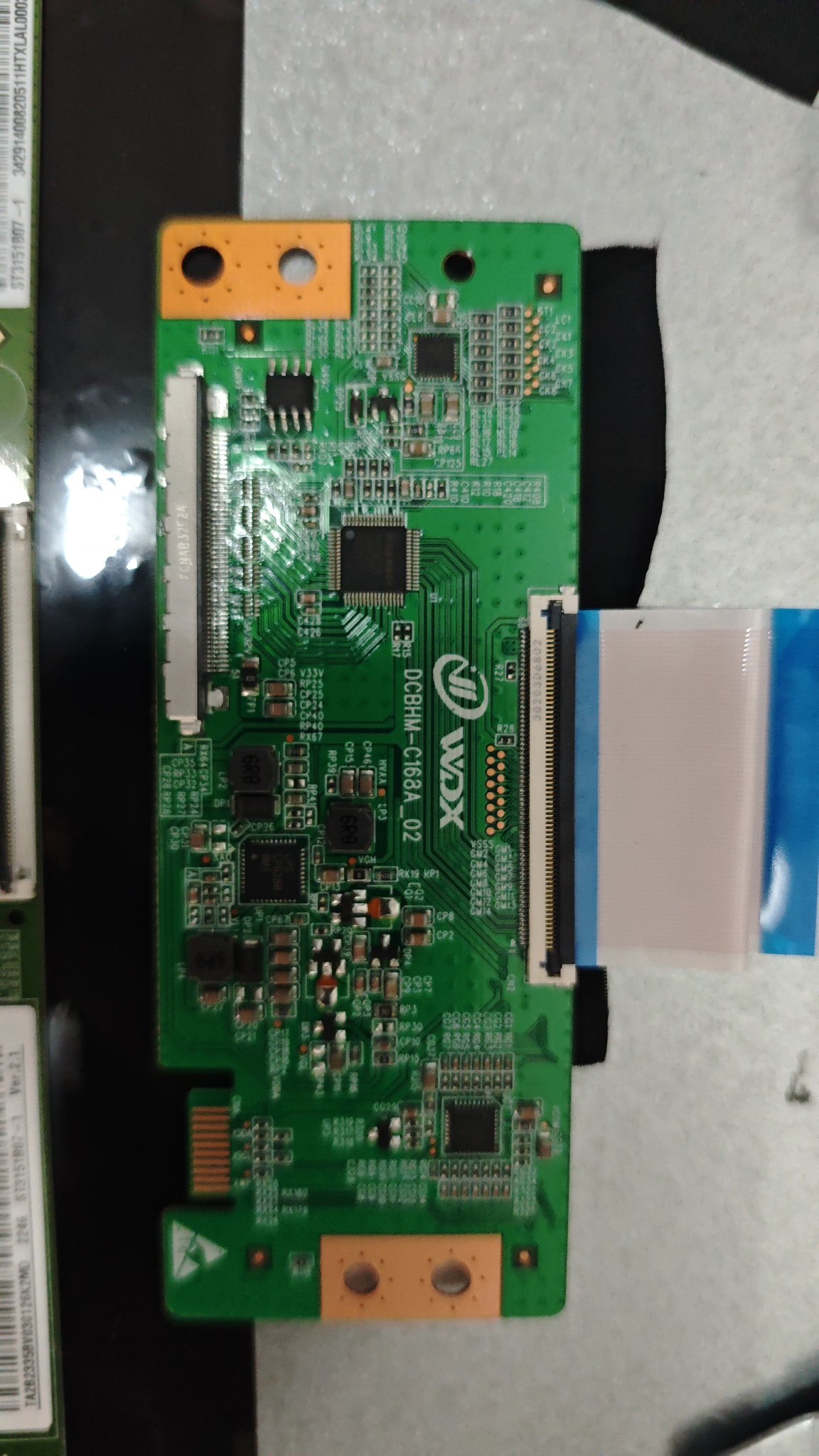 升级版华星逻辑板DCBHM-C168A-02硬口单口68PIN白条码ST3151B07-1