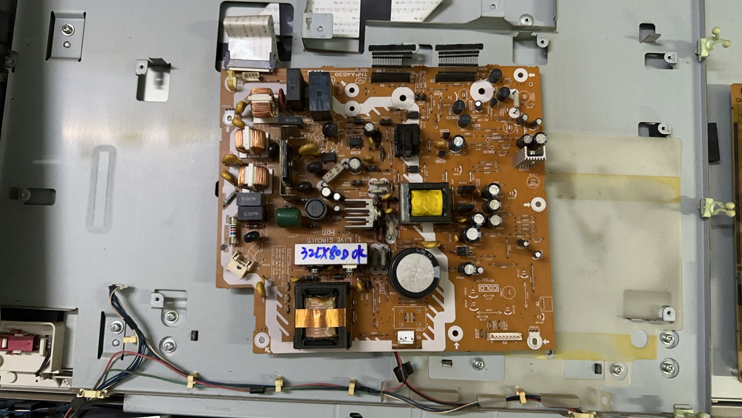 原装 松下TC-32LX800D TC-32LX80D 电源板 TNPA4638测好
