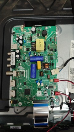 原装TCL L32F3301B 主板 TP.U63.PB772 配屏LVW320NDEL SJ9W02