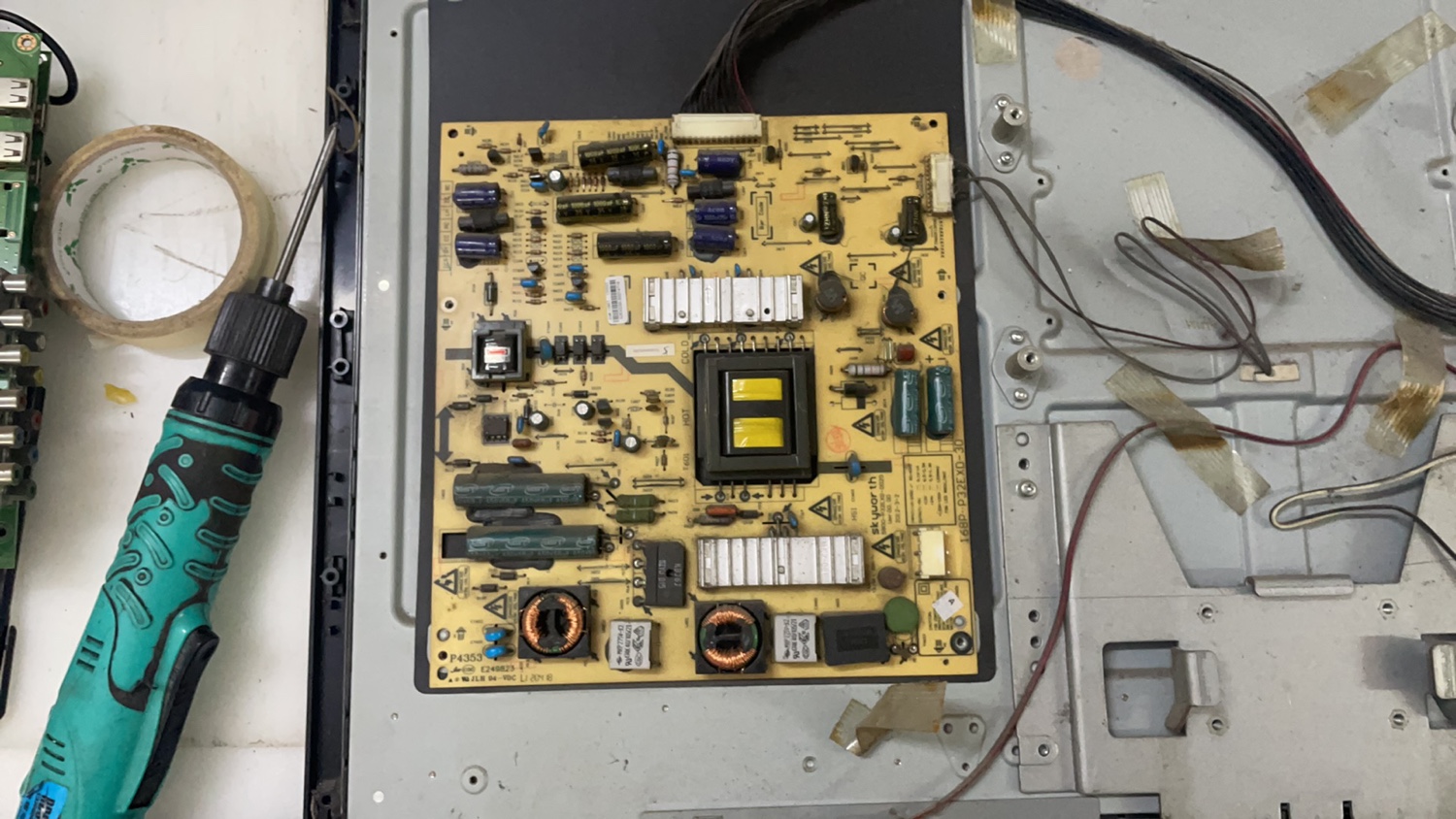 原装创维32E6BRN电源板168P-P32EXD-30 5800-P32EXD-0020测好